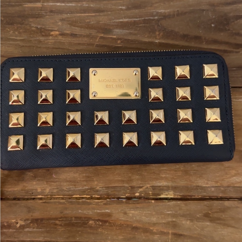 Michael Korea Studded Wallet
